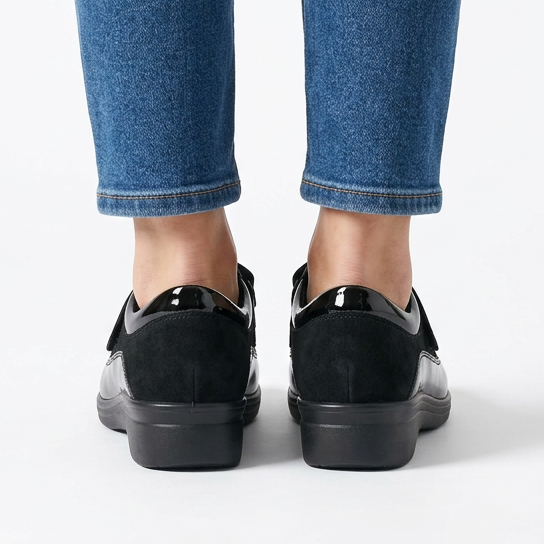 Mocassino Donna Comfort a Strappo con Zeppa